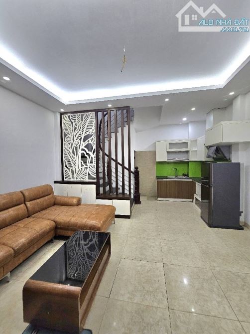 bán siêu phẩm phố ngọc thuỵ long biên hà nội, vị trí vàng của phố - 3