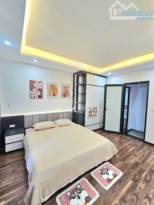 BÁN NHÀ CỔ LINH LONG BIÊN, Ô TÔ NHỎ VÀO NHÀ, MẶT TIỀN KHỦNG, TẶNG NỘI THẤT CHẤT, CHỈ 8.x T - 3