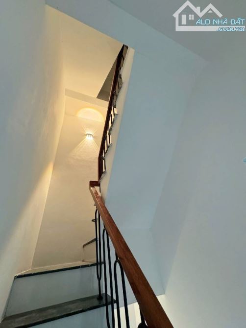 Gấp nhà Nguyễn Tuân 7.5 Tỷ, sổ đỏ sẵn, 10m ra oto tránh. Nhanh thì kịp - 3