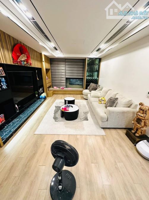 Nhà đẹp long lanh tranh bỏ về sau 58m2 7 tầng thang máy gần phố 13 tỷ - 3