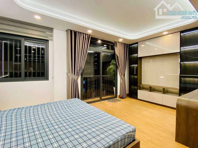 SIÊU PHẨM CỰC ĐẸP QUẬN 10 ĐƯỜNG NGUYỄN TIỂU LA, PHƯỜNG 8 - GIÁ: 5 TỶ 450 / 63M2(4,5 X 14) - 4