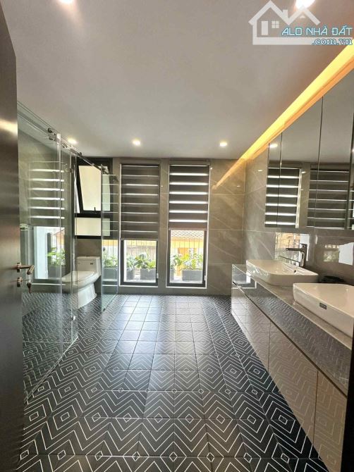 Bán nhà Tân Mai, quận Hoàng Mai 60m 7 tầng nhà mới cực đẹp thang máy, ô tô cất trong nhà, - 4