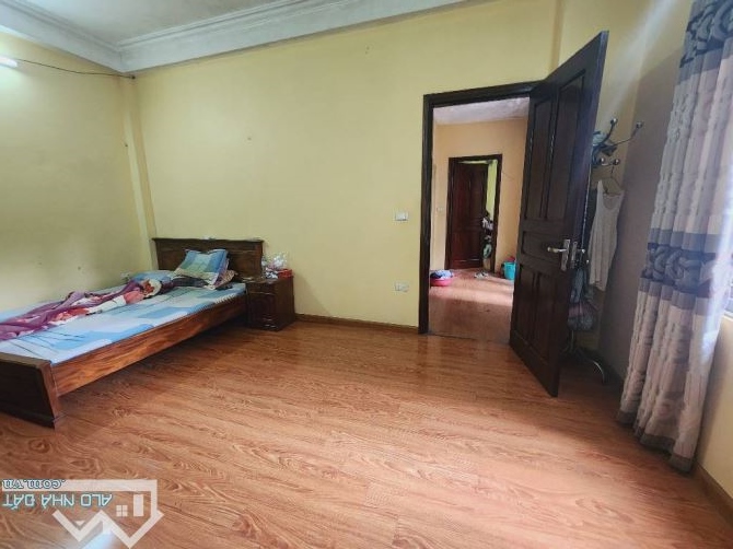 Bán nha khu vực nguyễn đình hoàn Diện tích 47/50m - 4