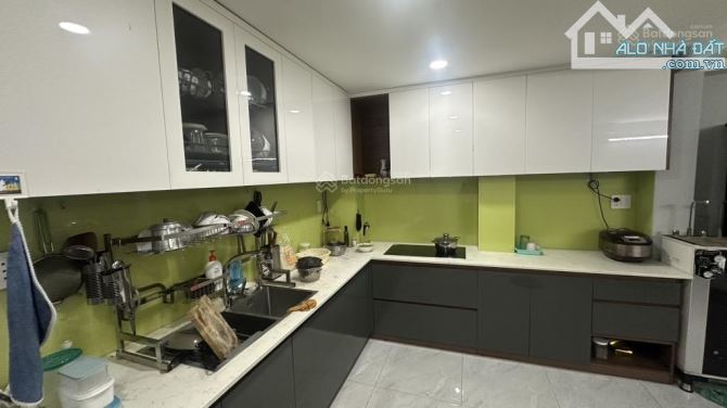 Nhà đẹp 4T - HXH 7m - Huỳnh Văn Bánh - kế Q1 - DT 80m2(4x20m) chỉ 15.399 tỷ - 4