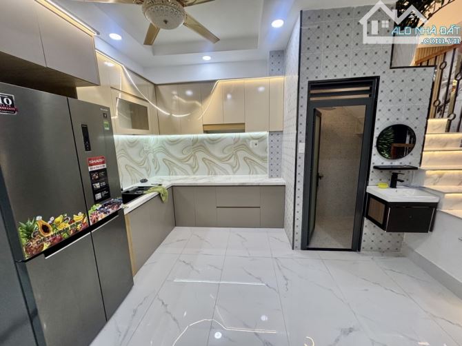 BÁN NHÀ 2 TẦNG - 40M2 - 3PN - TẶNG NỘI THẤT - ĐỔ THÚC TỊCH GÒ VẤP - NHỈNH 5 TỶ - 4