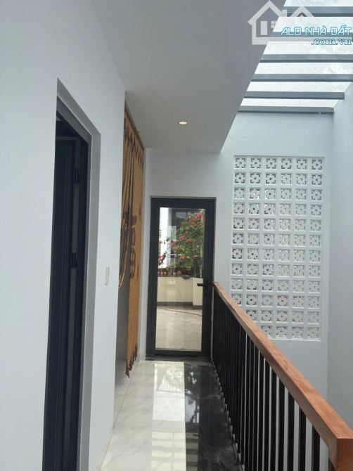 BÁN NHÀ 3 TẦNG TRƯỜNG THỌ, THỦ ĐỨC, TẶNG THÊM TÁM MƯƠI M ĐẤT TRỒNG RAU, NHỈNH 7 TỶ - 4