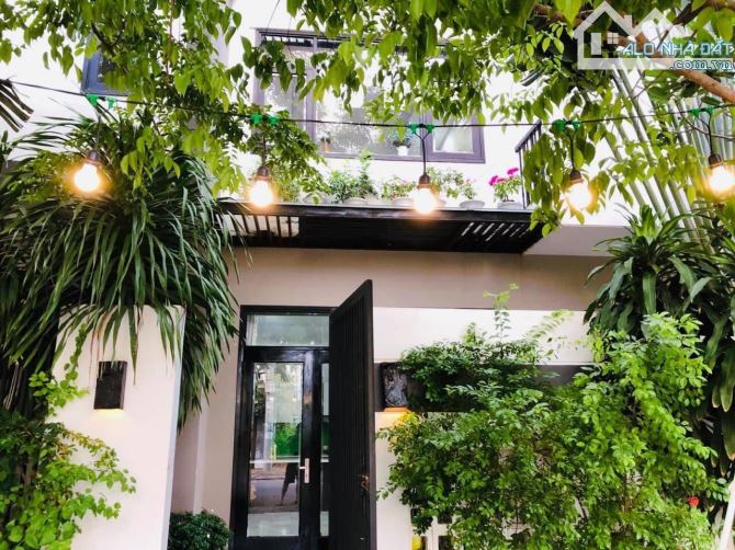 Bán Villa Vip 2 Mặt Tiền Nam Việt Á - 4