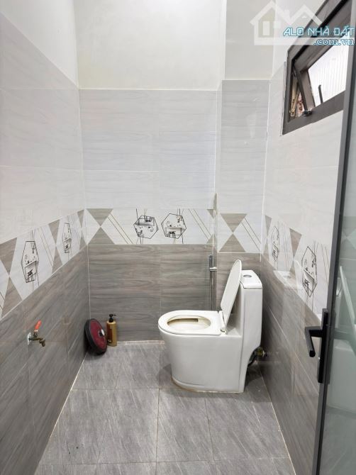 Nhà 2 tầng mặt tiền Giáp Văn Cương, Hòa Minh, gần biển - 4
