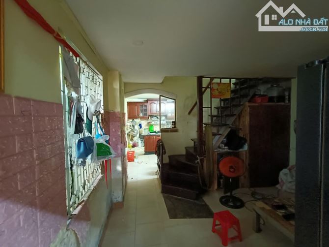 Bán nhà CMT8 6.4x17 Nở hậu 7m nhà C4 tiện xây dựng Giá: 16t8 - 4