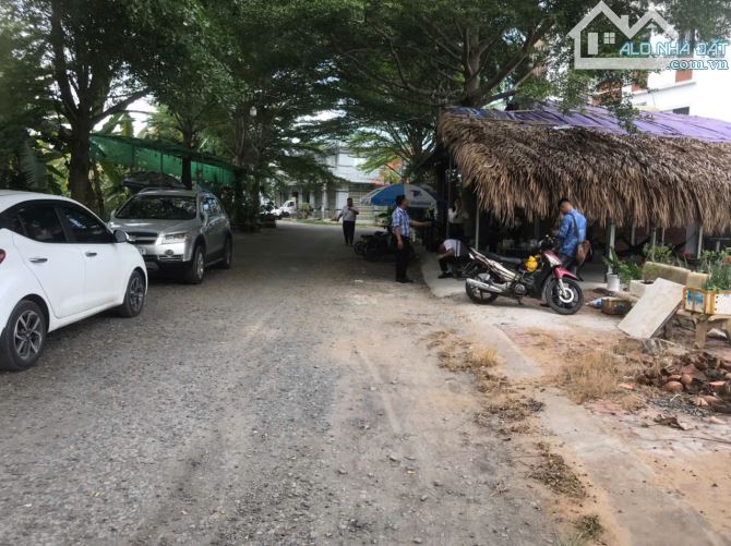 Chính chủ bán lô đất 65m2 Long Hòa ,full thổ cư,đường 12m dân cư đông - 4