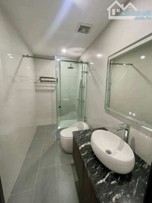 Nhà đẹp 6 Tầng thang máy Bồ Đề, Long Biên - 4