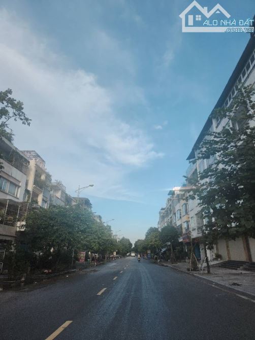 CHỦ CẦN NGỘP BANK BÁN GẤP - LIỀN KỀ KHU ĐÔ THỊ VĂN PHÚ - 76m2 - HOÀN THIỆN Ở NGAY - 4