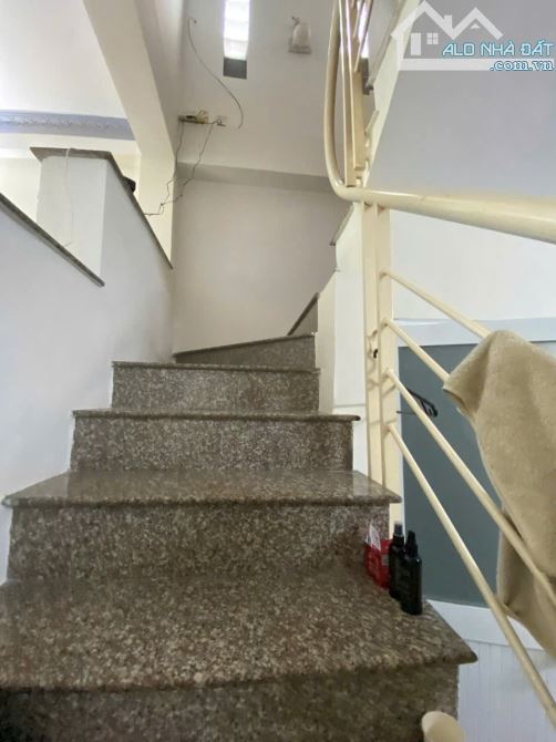 Nhà đẹp 1 lầu to 4mx15,5m cứng cáp kiên cố đường 4m tân thới hiệp 21 quận 12 - 4