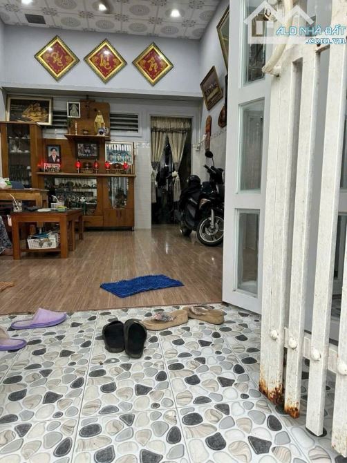 BÁN NHÀ TRỆT LẦU BE TÔNG NHẸ HẺM 9 PHẠM NGỌC HƯNG - 4