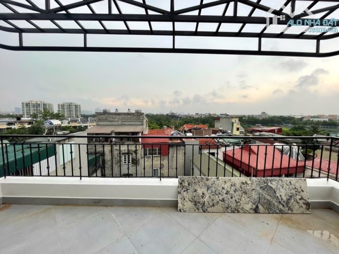 NHÀ ĐẸP HIẾM GẦN AEON MALL – THIẾT KẾ HIỆN ĐẠI, FULL NỘI THẤT, THANG MÁY, GARA Ô TÔ - 4