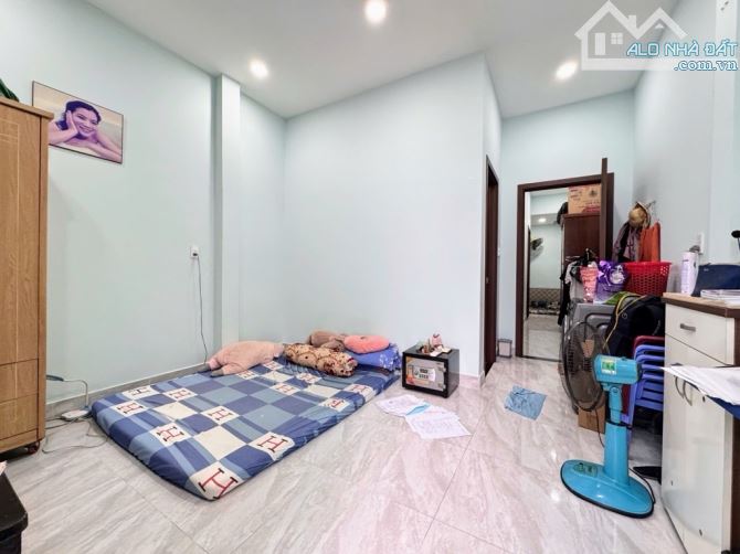 NHỈNH 4 TỶ XÍU - NHÀ VỊ TRÍ ĐẸP HẺM THÔNG - NHÀ 2 TẦNG  - 48M2 - MÃ LÒ NHỈNH 4 TỶ XÍU - 4