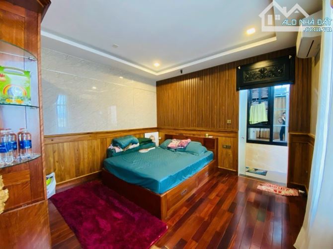 BIỆT THỰ HOÀ QUÝ ,THIẾT KẾ ĐẸP ,DÒNG TIỀN 10TRIỆU 1NGÀY ,DT KHỦNG. - 4