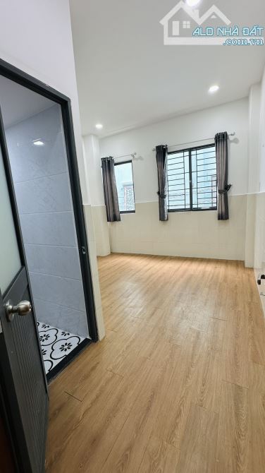Bán nhà mới 4 Tầng hẻm 71/ Nguyễn Bặc - Ngay Chợ Phạm Văn Hai, DT: 3.6x10.5m Giá 7.2 tỷ - 4