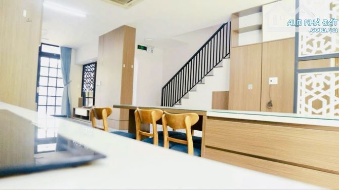 💥BIỆT THỰ 3 TẦNG M.T LƯƠNG THÚC KỲ – 105M2 NGANG 6M – KHU CÁN BỘ DÂN TRÍ –GIÁ CHỈ 9.X TỶ - 4