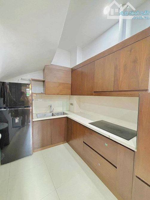 5.25 tỷ  Trương Định, 5 TẦNG, 4 NGỦ, SỔ RIÊNG, NỘI THẤT ĐẦY ĐỦ, NGÕ BA GÁC, GẦN Ô TÔ. - 4