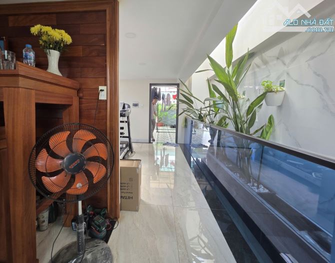 Bán nhà Bình Thạnh - 92m2 - 5 tầng - thiết kế hiện đại - đường 10m - 19.9 tỷ - 4