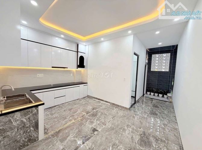 BÁN NHÀ MỚI ĐẸP ĐƯỜNG HOÀNG HOA THÁM – P.2, VŨNG TÀU,GẦN BÃI SAU HẺM 2 ÔT TRÁNH NHAU - 4