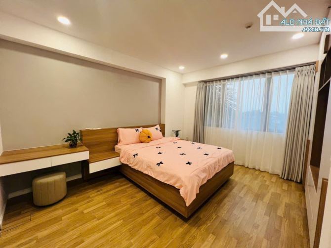 Cần bán căn hộ chung cư Hưng Phúc 1 blok A view biệt thự, full nội thất cao cấp - 4
