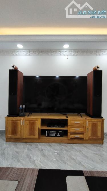 Tiếp tục lên siêu phẩm nhà 5 tầng tại đường TL422B với mức giá cực kì bình dân - 4