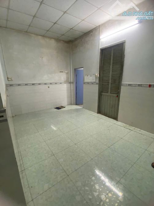 Cắt lỗ cần bán nhanh căn nhà ngay Tân Hiệp Hóc Môn  107m2 Sổ Hồng Riêng 815triệu Bao Phí - 4