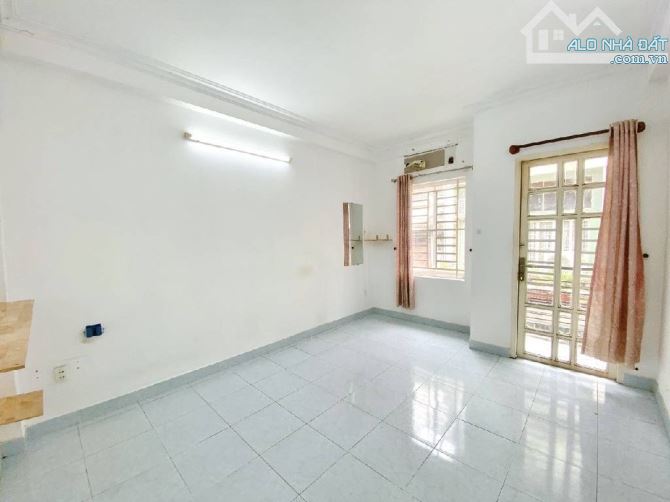 HẺM XE HƠI 5M THÔNG – SAU TRƯỜNG QUỐC TẾ – QUẬN 10 – NHÀ 5 TẦNG BTCT – HOÀN CÔNG ĐẦY ĐỦ - 4