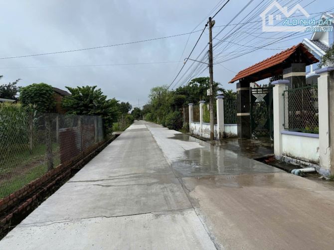 Bán gấp đất thổ nhà vườn Nhơn Trạch giá rẻ 2,1TY/470M .Gần 25C.SR chính chủ.GỌI NGAY 24H - 4