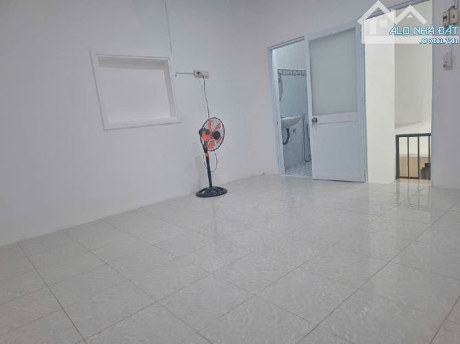 Sát mặt tiền, hẻm 6m, 4.35x14, phạm văn chiêu p9 gò vấp, 2T chỉ hơn 6 tỷ - 4