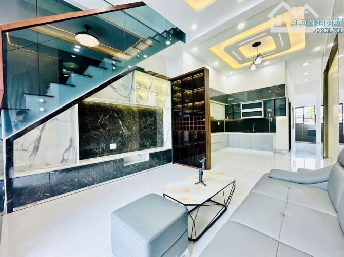 BÁN NHÀ 1 TRỆT 1 LẦU ĐẸP GIÁ TỐT – PHAN ĐĂNG LƯU, TP THỦ DẦU MỘT - 4