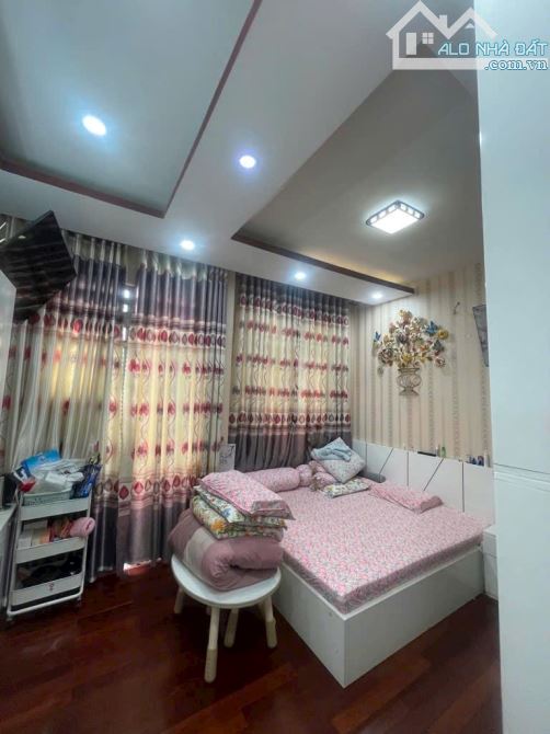 BÌNH TÂN SÁT AEON TÂN PHÚ - 70M2 - HẺM XE HƠI 7M - NGANG 4.5 - 4 TẦNG 5PN - CHỈ 7 TỶ TL - 4
