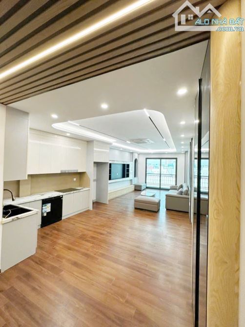 HƠN 8 TỶ - 45M2 - 6 TẦNG - THANG MÁY - Ô TÔ NGỦ TRONG NHÀ - TRỤC CỔ LINH HỒNG TIẾN - 4