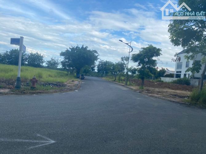 CẦN BÁN LÔ GÓC 3MT VIEW SÔNG KHU BIỆT THỰ ĐẢO NỔI 435M2 NGANG 15,8M GIÁ SỤP HẦM - 4