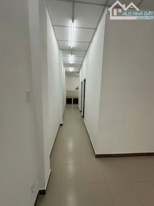Cho Thuê Nhà Nguyên Căn Hẻm Xe Hơi Đường Thiên Hộ Dương - 4