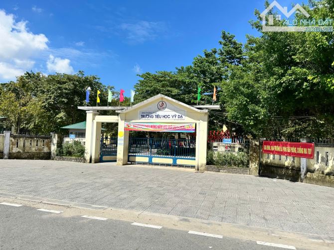 Bán nhà 2 tầng 2 mặt tiền nguyễn khoa vy sau lưng trường học giá chỉ 4,3 tỷ ( TL ) - 4