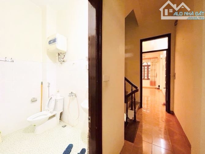 Chủ Cần Bán Gấp Nhà Khương Trung 60m2 , 4 tầng , trước nhà rộng 4m , hai mặt thoáng - 4