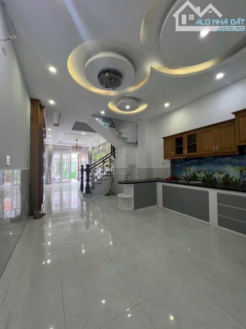 BÁN NHÀ MẶT TIỀN KINH DOANH CHO THUÊ 22tr/th TRẦN MINH QUYỀN - QUẬN 10 GIÁ 6tỷ490/ 70m2 - 4