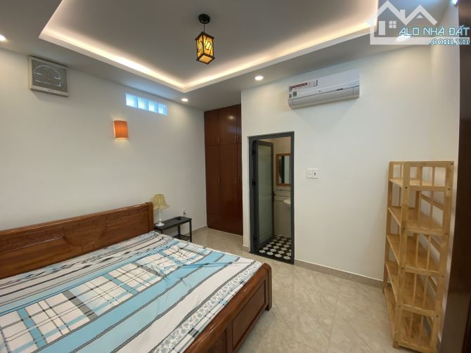 MẶT TIỀN THỐNG NHẤT - P10, DT : 4m x 20m ,3 LẦU , GIÁ : 13.5 TỶ TL - 4