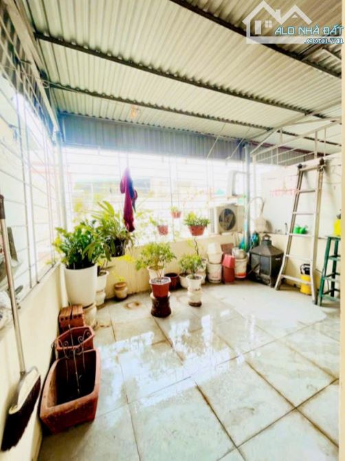BÁN NHÀ PHÂN LÔ THỤY KHUÊ TÂY HỒ 39m 5 TẦNG MT 4m 8,8TỶ, DÂN XÂY, GẦN PHỐ, 2 THOÁNG. - 4