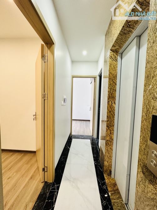 NHÀ MỚI NGÔ GIA TỰ-VIỆT HƯNG-THANG MÁY-6 TẦNG- 5 NGỦ. HƠN 7 TỶ - 4
