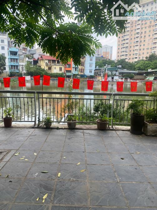 BÁN NHÀ NGUYỄN NGỌC VŨ CẦU GIẤY - NHÀ ĐẸP NGÕ THÔNG - GẦN HỒ - 30M RA Ô TÔ - DT 62M2 - 4