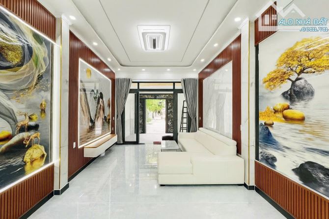 Nhà đẹp Lâm Thị Hố, Quận 12, hẻm 8m, 2 tầng, 72m2, giá 5.x tỷ - 4