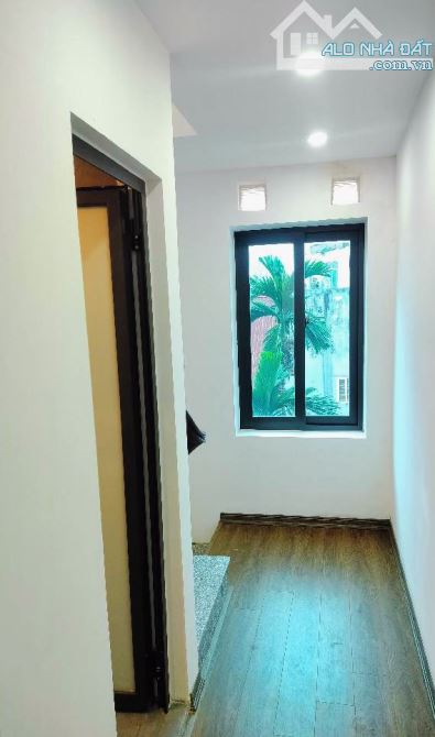 Bán nhà đẹp Ngã Tư Vọng! 35m2 x 5 tầng chỉ 8..tỷ - Dân xây, ngõ thoáng, rất gần phố - 4