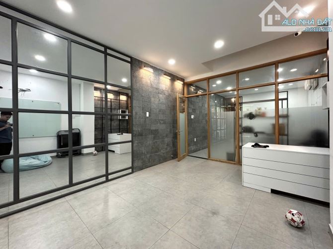Bán nhà 5 tầng Hai Bà Trưng - Tân Định, xe hơi ngủ trong nhà, dt: 4,2m x 20m. Giá 20,5 tỷ. - 4