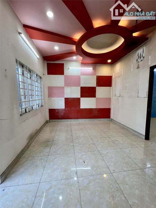 Cho thuê nhà nguyên căn đường Nguyễn Gia trí 8.8x 7.45 trệt lầu 4PN 2WC tiện cải tạo - 4