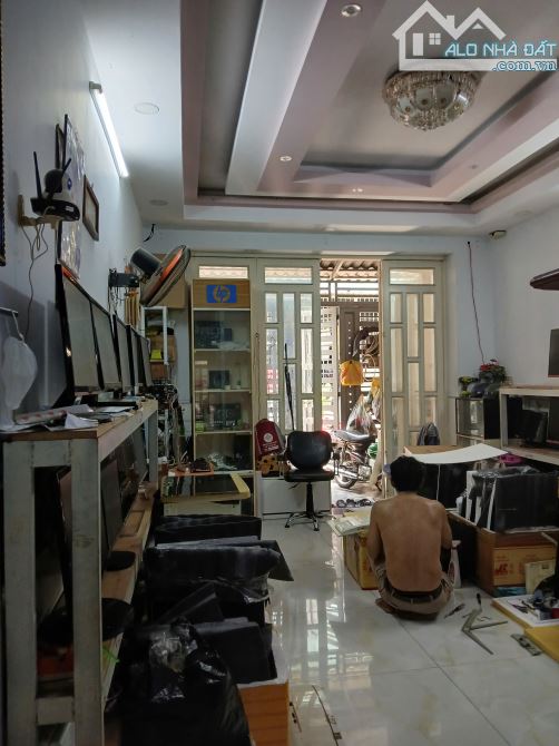 Bán Gấp nhà 1/HXH đỗ cửa Thông Đường Chiến Lược Bình Tân 4mx18m 4 Tầng giá chỉ 6 Tỷ - 4