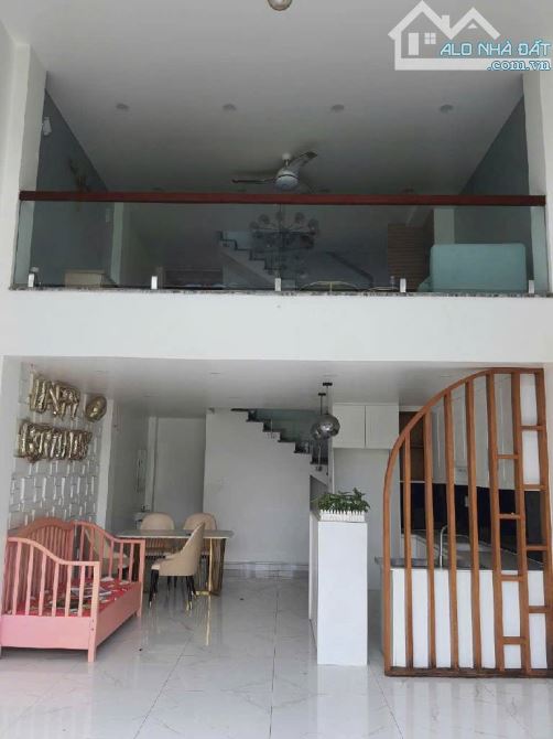 BÁN NHÀ 4 TẦNG SÁT VÁCH GV- NGAY KHU DU LỊCH BẾN XƯA ĐƯỜNG TL08- phường thạnh Lộc Q12 -54M - 4